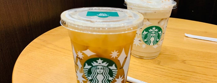 Starbucks is one of 福島のカフェ.