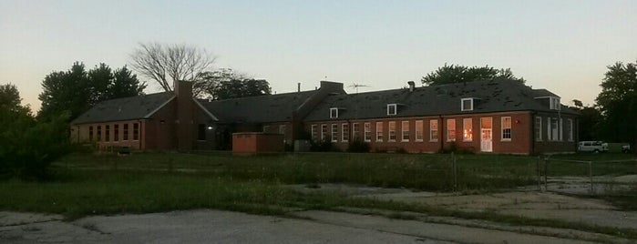 Manteno State Insane Asylum is one of Paranormal Sights.