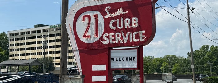 South 21 Drive-In is one of DDDs.