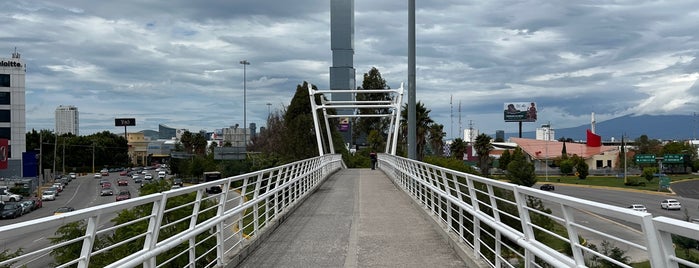 Ciclopista Vía Atlixcáyotl is one of Chris : понравившиеся места.