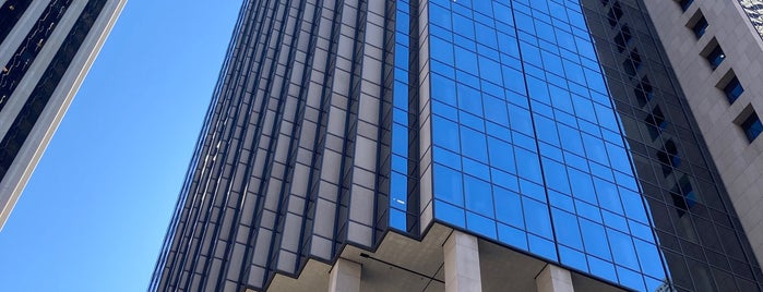 101 California Street is one of San Francisco Privately Owned Public Open Spaces.