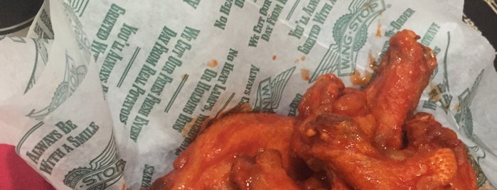 Wingstop is one of Places to grub!.