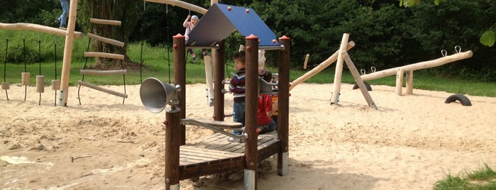 Spielplatz Ostenmeer is one of Ausflug mit Kindern rund um Steinhude u. Hannover.