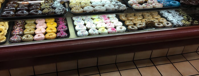 Winchell's Donut House is one of Vegas.