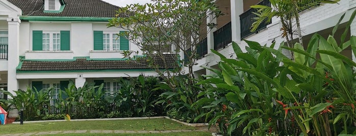 Riders Lodge is one of Landmarks in Johor Bahru..