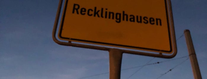Recklinghausen Süd is one of Lugares favoritos de Tobias.