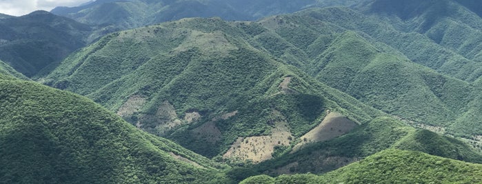 Autlán de Navarro is one of Jalisco es México.