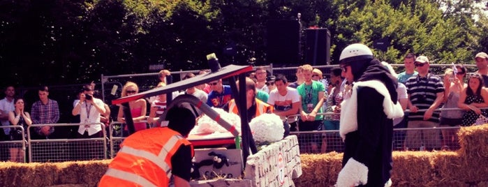 Red Bull Soap Box Race is one of Lugares favoritos de clive.