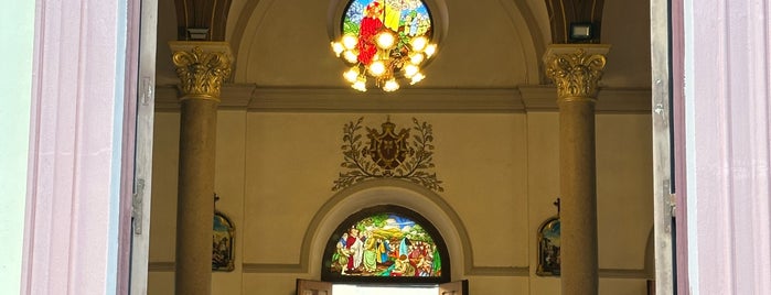 Santa Cruz Church is one of Bangkok.