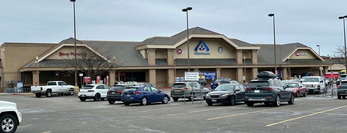 Albertsons is one of Grocery Shopping.