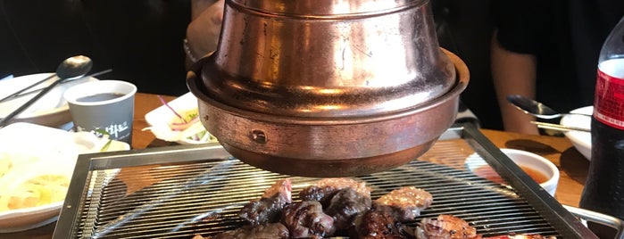 Shinsun Hwaro BBQ Grill is one of My Seoul and Jeju Trip.