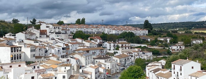 Mirador de Setenil de las Bodegas is one of Spain and Portugal.