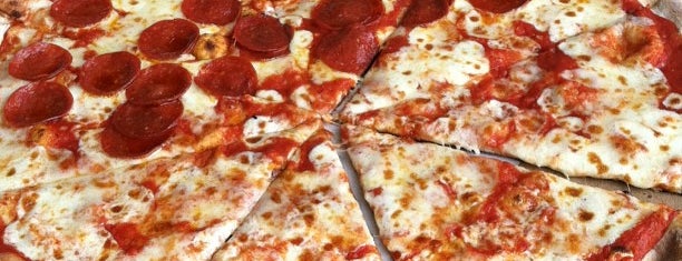 The 15 Best Places for Pizza in Queens