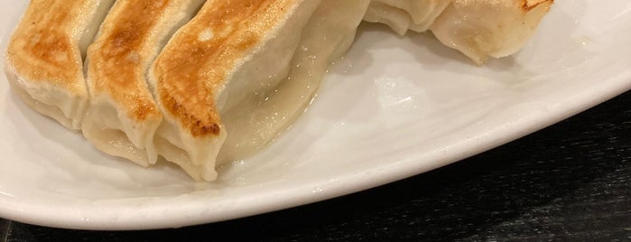 天鴻餃子房 別館 is one of 食事.
