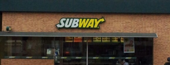 Subway is one of Gabriel Nappiさんのお気に入りスポット.