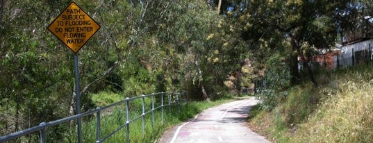 Darebin Creek Trail is one of Mimi’s Liked Places.