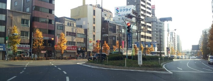 蔵前二丁目交差点 is one of 江戸通り(Edo dōri).