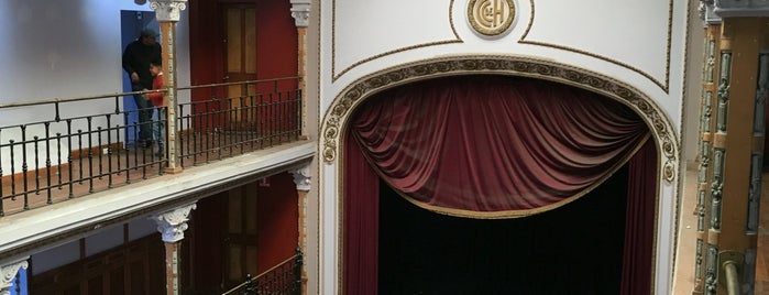 Teatro Huemul is one of Tour do Chile.