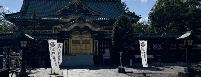 Ueno Toshogu is one of 神社仏閣.
