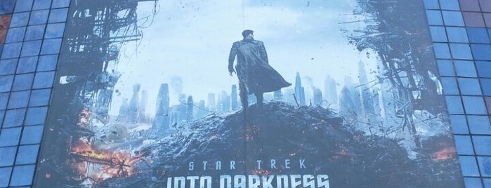 IMAX Dome Theater (at The Tech) is one of Arturo : понравившиеся места.