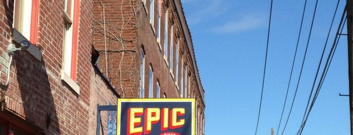 EPIC Pizza & Subs is one of Brandon's Saved Places.