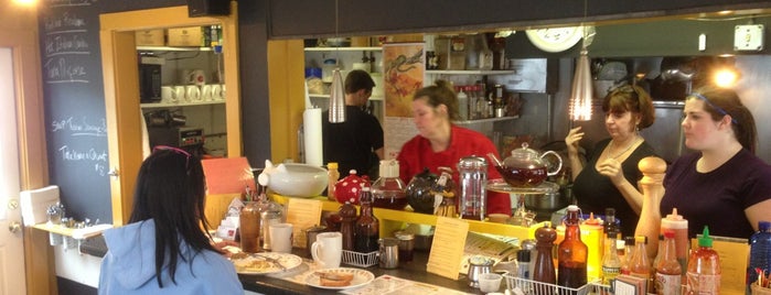 Whistle Stop Cafe is one of Lieux sauvegardés par Devon.