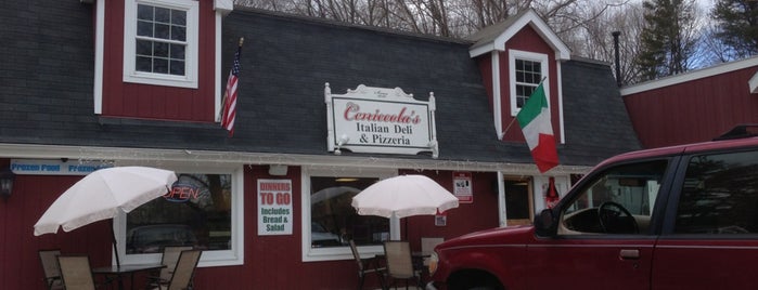 Ceniccola's Italian Deli & Pizzeria is one of Rachel’s Liked Places.