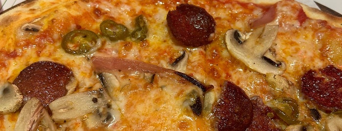 Danilo’s Pizza is one of Istanbul yemek.