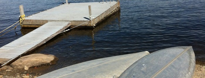 Indian Lake Marina is one of Orte, die Justin gefallen.