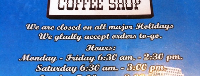 Pat & Lorraine's Coffee Shop is one of สถานที่ที่ Tumara ถูกใจ.
