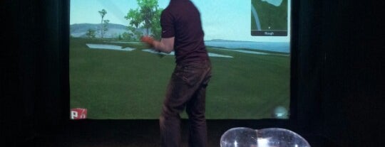 The Bunker Indoor Golf is one of Benさんのお気に入りスポット.