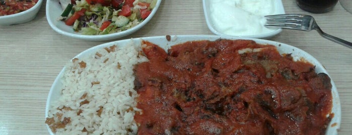 Körfez Döner is one of Yunus : понравившиеся места.