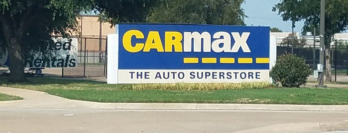 CarMax is one of สถานที่ที่ Matthew ถูกใจ.