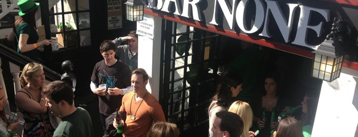 Bar None is one of Tempat yang Disimpan Barry.