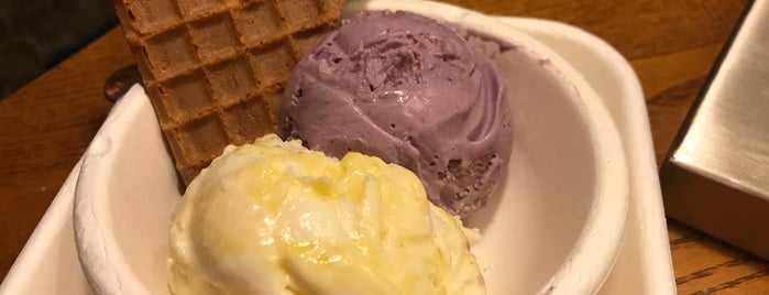 Jeni's Splendid Ice Creams is one of Lugares favoritos de Thelocaltripper.