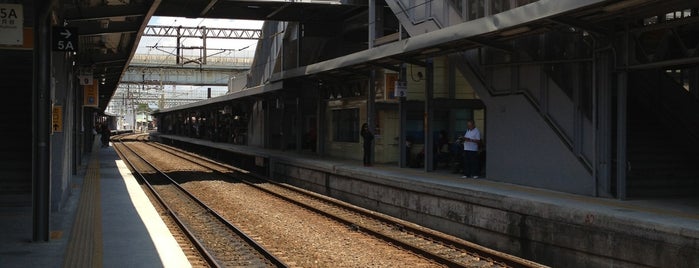 TRA Kaohsiung Station is one of Orte, die 高井 gefallen.