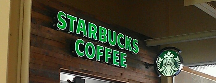 Starbucks is one of Lieux qui ont plu à Booie.