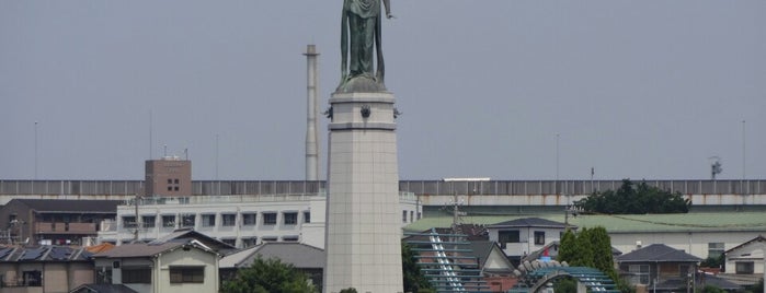 龍女神像 is one of 大阪パブリックアート.