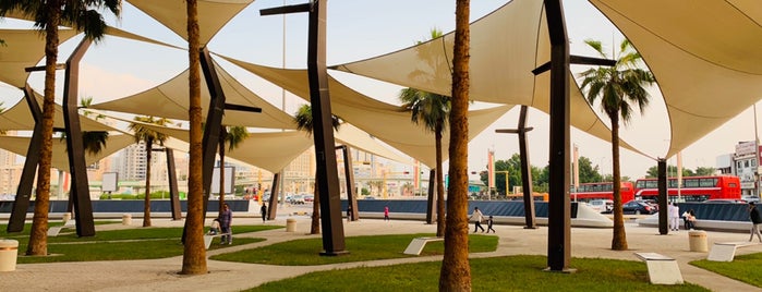 Khaleejiya Square is one of Locais curtidos por Feras.