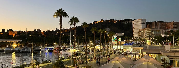 Puerto de Málaga is one of Feras'ın Beğendiği Mekanlar.