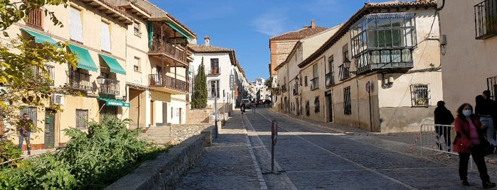 Chinchón is one of Pueblos singulares en Madrid.