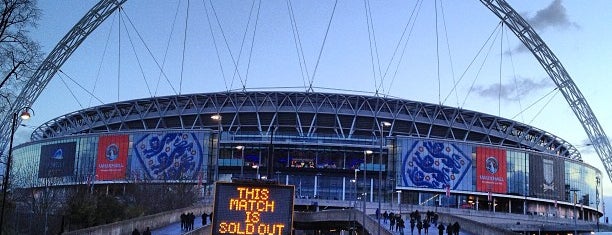 Wembley-Stadion is one of Premier League Football Grounds.