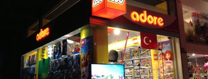 Lego is one of Tempat yang Disukai Serpil.