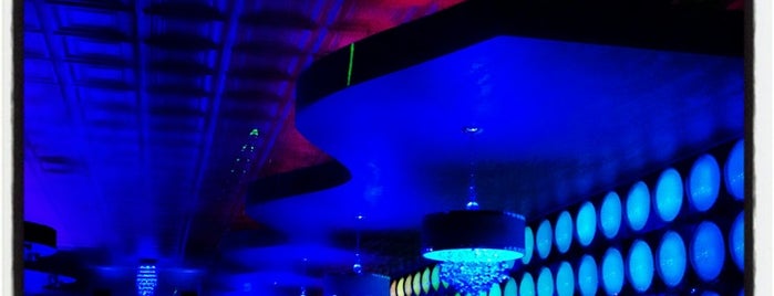 Blu Martini is one of James's Saved Places.