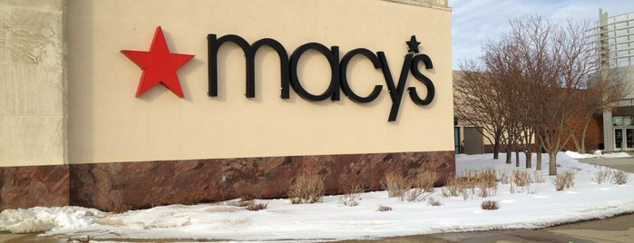 Macy's is one of Orte, die John gefallen.