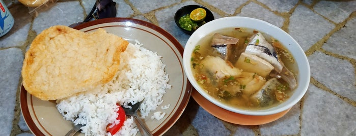 Sop Ikan Aulia is one of Ravie's favorite food.
