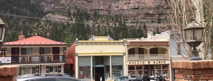Colorado Boy Southwest Pub is one of Lugares favoritos de Kim.