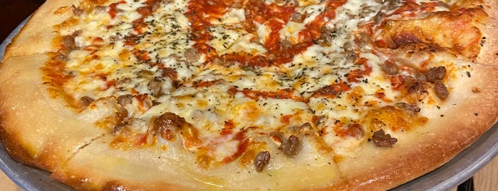 ZwanzigZ Pizza is one of Indiana Bucket List.