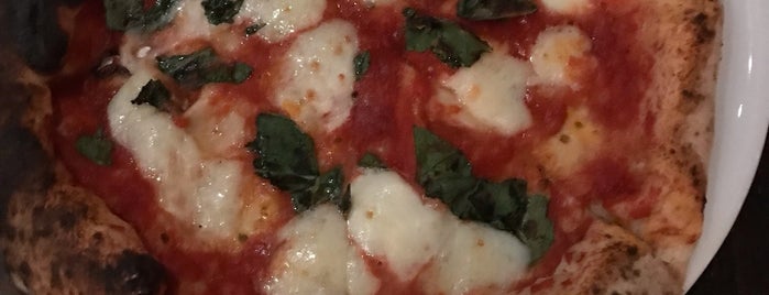 Louie Bossi's Ristorante Bar Pizzeria is one of The 15 Best Places for Pizza in Fort Lauderdale.