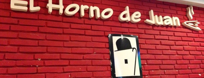 El Horno de Juan is one of สถานที่ที่บันทึกไว้ของ Fabio.